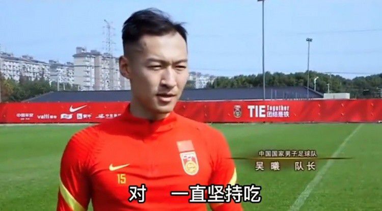 不可能有人突然睡醒，就觉得自己要做一个坏人，他一定是经历了很多事情，受到了情绪的影响，才慢慢成为这样的人。